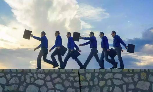 為什么這些“職場壞同事”更易升職?