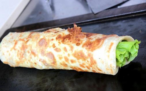 雞蛋灌餅是怎樣的?雞蛋灌餅的做法