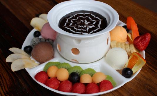 怎么在家里做冰淇淋火鍋?