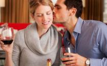 從他的舉動解析他對你的愛