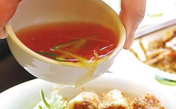 【魚露】_魚露的功效與作用,魚露怎么用,魚露的食用方法,魚露是什么