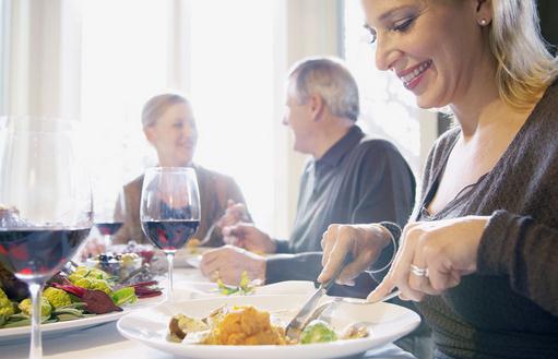 按時(shí)吃飯更有利于減肥