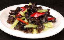 炒木耳炸鍋怎么辦？