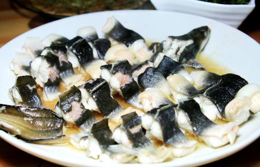 百合燉鰻魚怎么做?