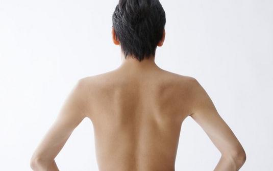 為啥男人在女人面前會害羞？