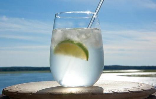 蘇打水真的有利于養胃嗎