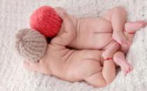 如何喂養(yǎng)新生兒？