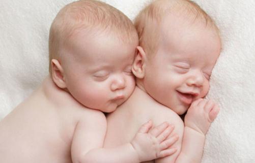 怎么才能讓寶寶在夏季睡得好？