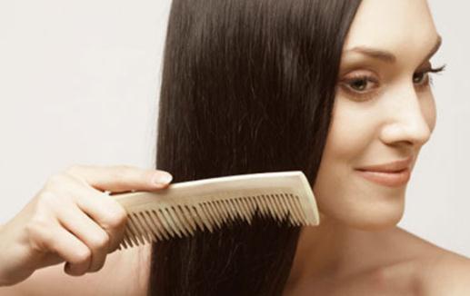 春季每天梳梳頭能養生