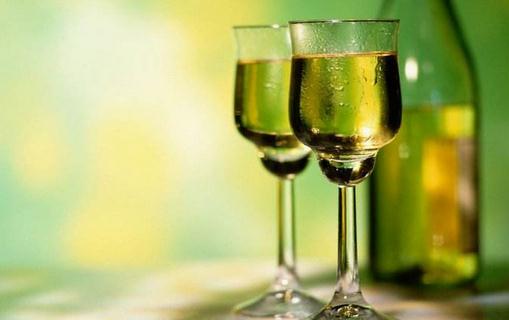 酒精會給人帶來什么危害?