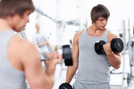 幾招讓你迅速變成肌肉男!