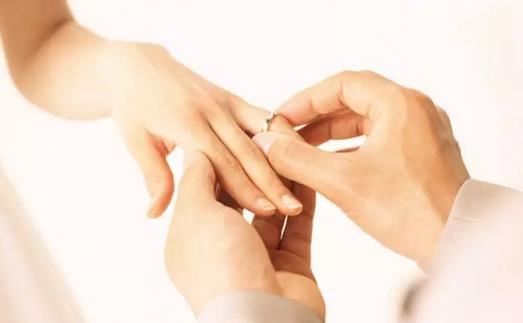 愛情是如何走進“墳墓”的?