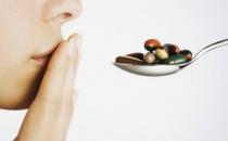 這些藥品居然不能用熱水送服？