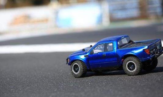 開車的時候要如何醒困