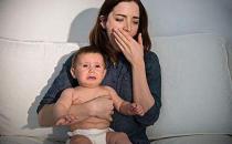 哺乳期發燒了還能喂奶嗎