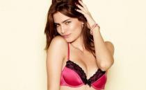 乳房發育過小怎么辦 3動作讓你的胸部二次發育