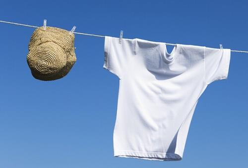 怎么去除衣服上的膠水