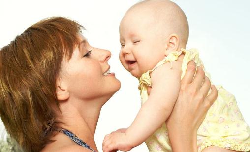 媽帶兒子進女更衣室惹非議 兒童幾歲開始進行性隔離為好