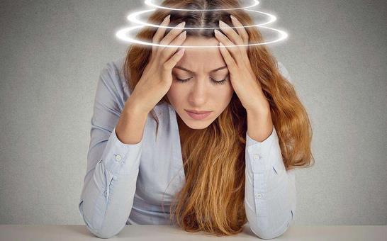 這些食物會(huì)引發(fā)偏頭痛!