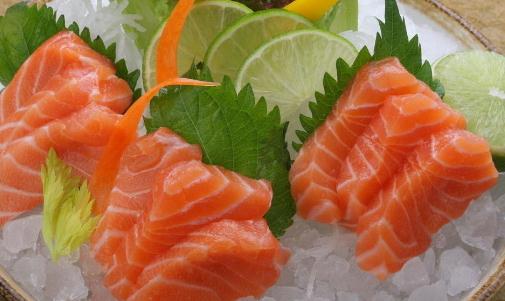 男人想強(qiáng)壯 多吃三文魚