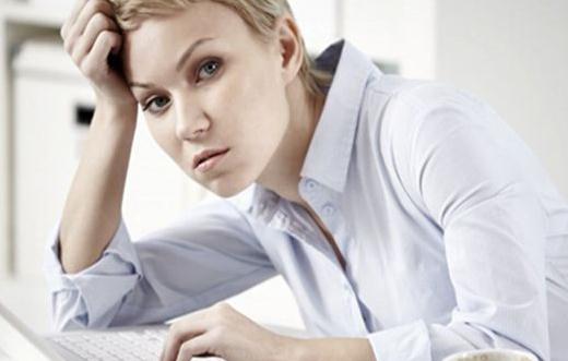 白領(lǐng)要呵護乳房 長期伏案工作損害乳房健康