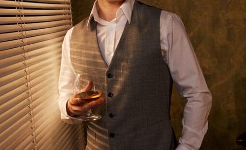 男人吃10種美食 性致勃勃