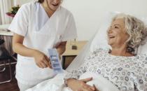 老年人這樣用藥不補反傷身！