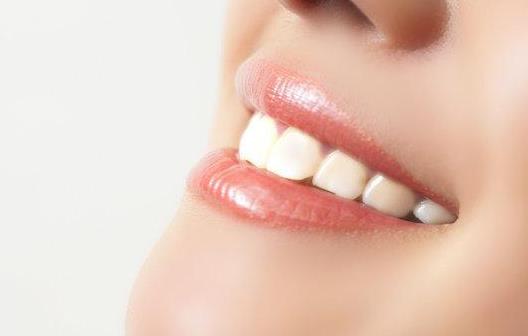 口腔潰瘍給你發出了哪些預警信號