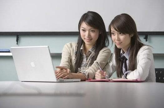 防曬霜能防電腦輻射？