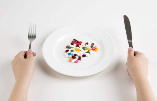 為什么連續服藥需要間隔4-6小時?