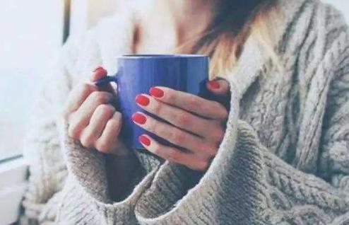 女人手腳冰涼危害大 手腳冰涼要多吃羊肉