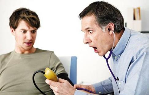 中老年男性血壓易升高 四種食物幫你降血壓