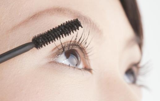 近視眼可以做雙眼皮 高度近視的人最好不做