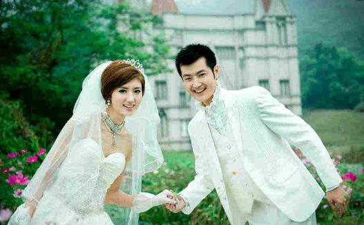 想要拍的婚紗照有感染力 看婚紗照情侶pose大全指南