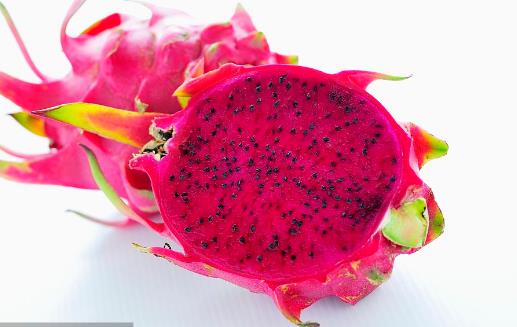 千萬別把火紅龍果皮丟掉 養顏美容是再好不過啦