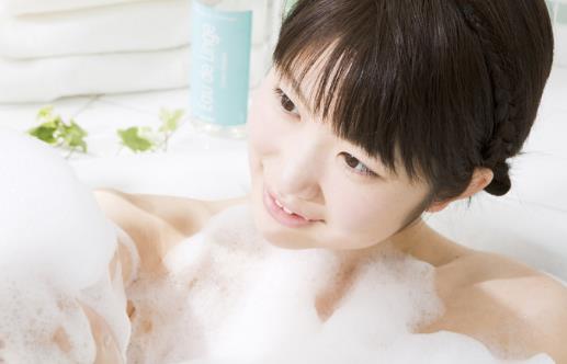 白領(lǐng)長(zhǎng)期坐辦公室 怎么緩解身體疼痛