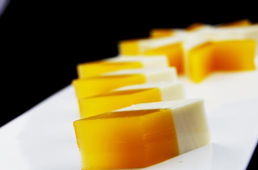 被饅頭噎住千萬誤喂水 救治的黃金時間須做心肺復蘇