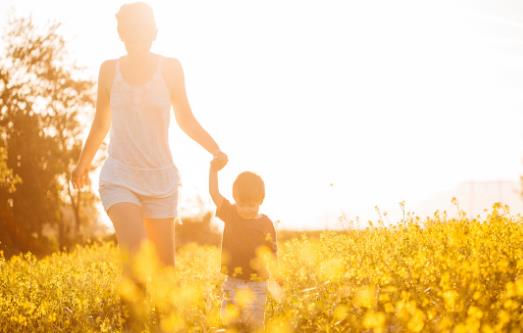 十個媽媽九個腰疼新媽要怎樣預防腰疼