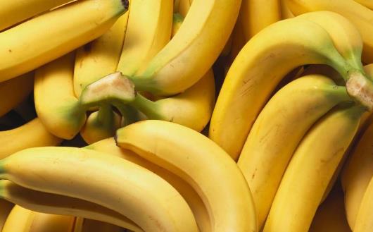 帶有斑點香蕉和正常顏色的區別 斑點香蕉的厲害之處