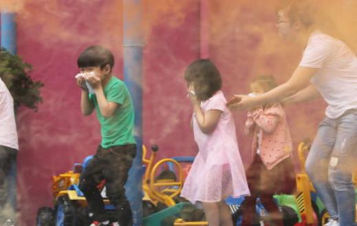 發生火災不可盲目逃生 火場逃生九要訣