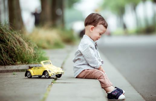 寶寶高燒退燒處理辦法推薦 家長(zhǎng)時(shí)刻關(guān)注寶寶情況