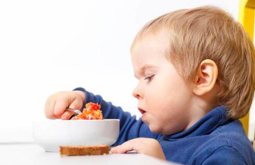 寶寶高燒退燒處理辦法推薦 家長(zhǎng)時(shí)刻關(guān)注寶寶情況