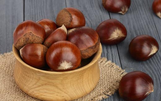板栗是生吃還是熟吃好,有何禁忌?