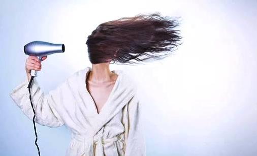 電吹風不但用于吹干頭發 還有這些你意想不到的妙用