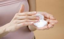 搞清護膚品的功效與用法 讓女人由內而外的散發光彩