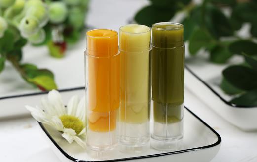 護唇膏用不完 教你護唇膏的超棒用法