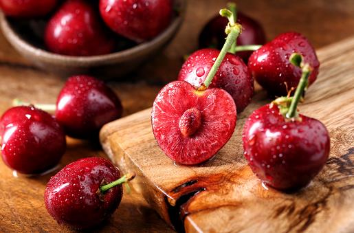 春季護膚養顏常吃八大食物 春季美白水果推薦