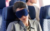 吃對(duì)東西竟然能克服時(shí)差 搭飛機(jī)的健康飲食指南