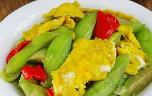 絲瓜的功效與作用 絲瓜的常見(jiàn)吃法