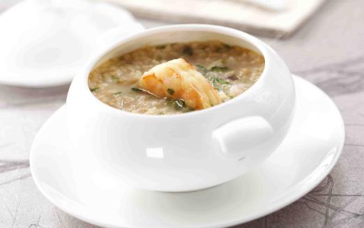 喝湯養生保健 腦力勞動者喝湯應該以健腦湯為主